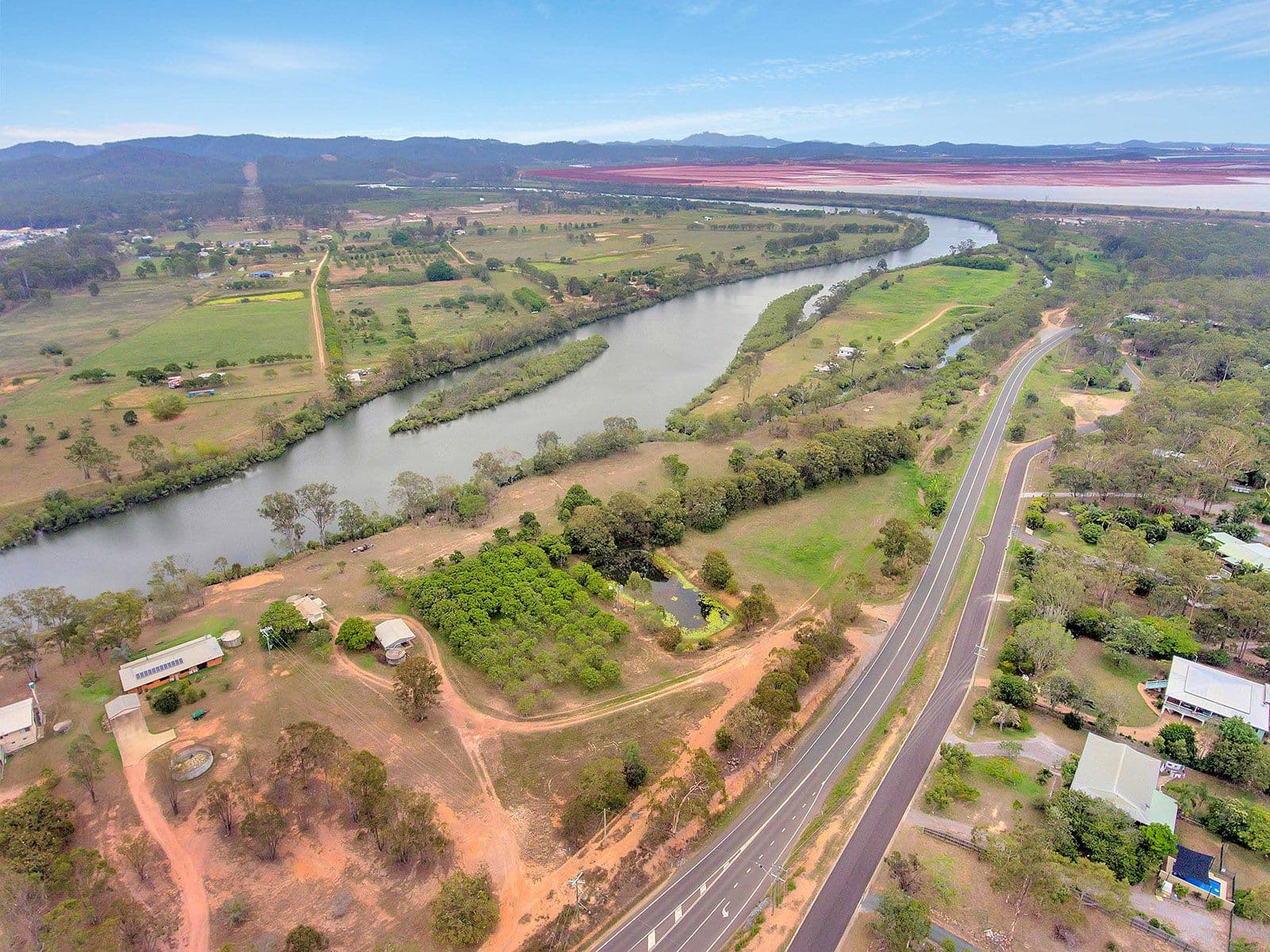 90 Handley Drive, Boyne Island QLD 4680, Boyne Island - Thumbnail 2