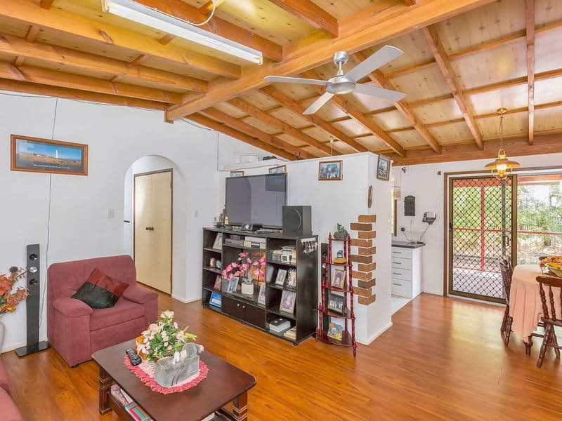 12 Wendy Street, CAMIRA QLD 4300, Camira - Thumbnail 2