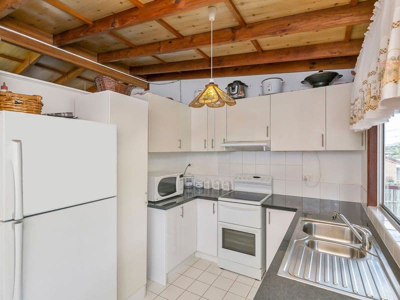 12 Wendy Street, CAMIRA QLD 4300, Camira - Thumbnail 6