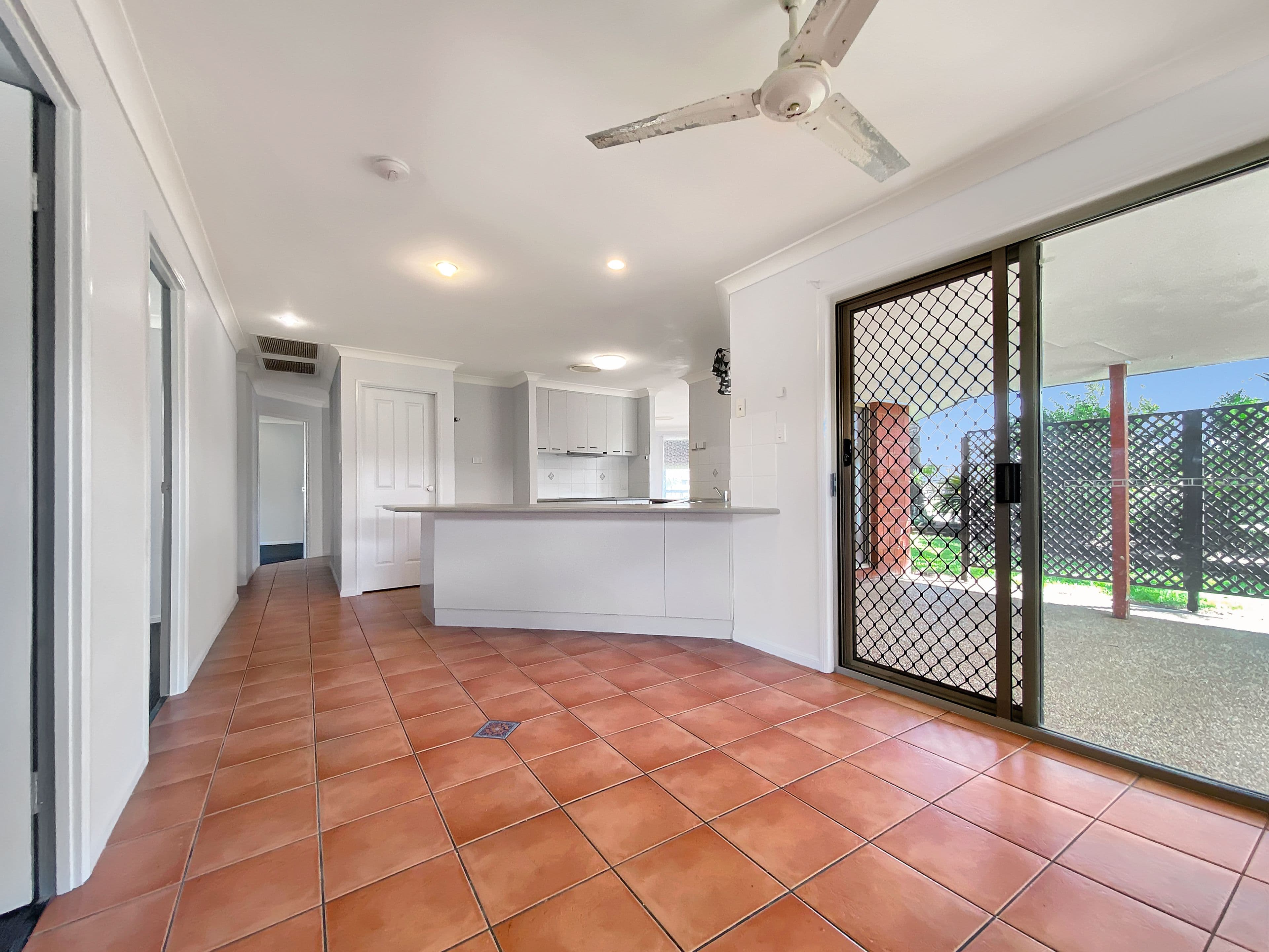 22 Michael Avenue, Sarina QLD 4737, Sarina - Thumbnail 8