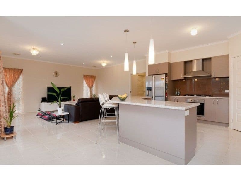 42 PACIFIC Drive, Mooroolbark VIC 3138, Mooroolbark - Thumbnail 4