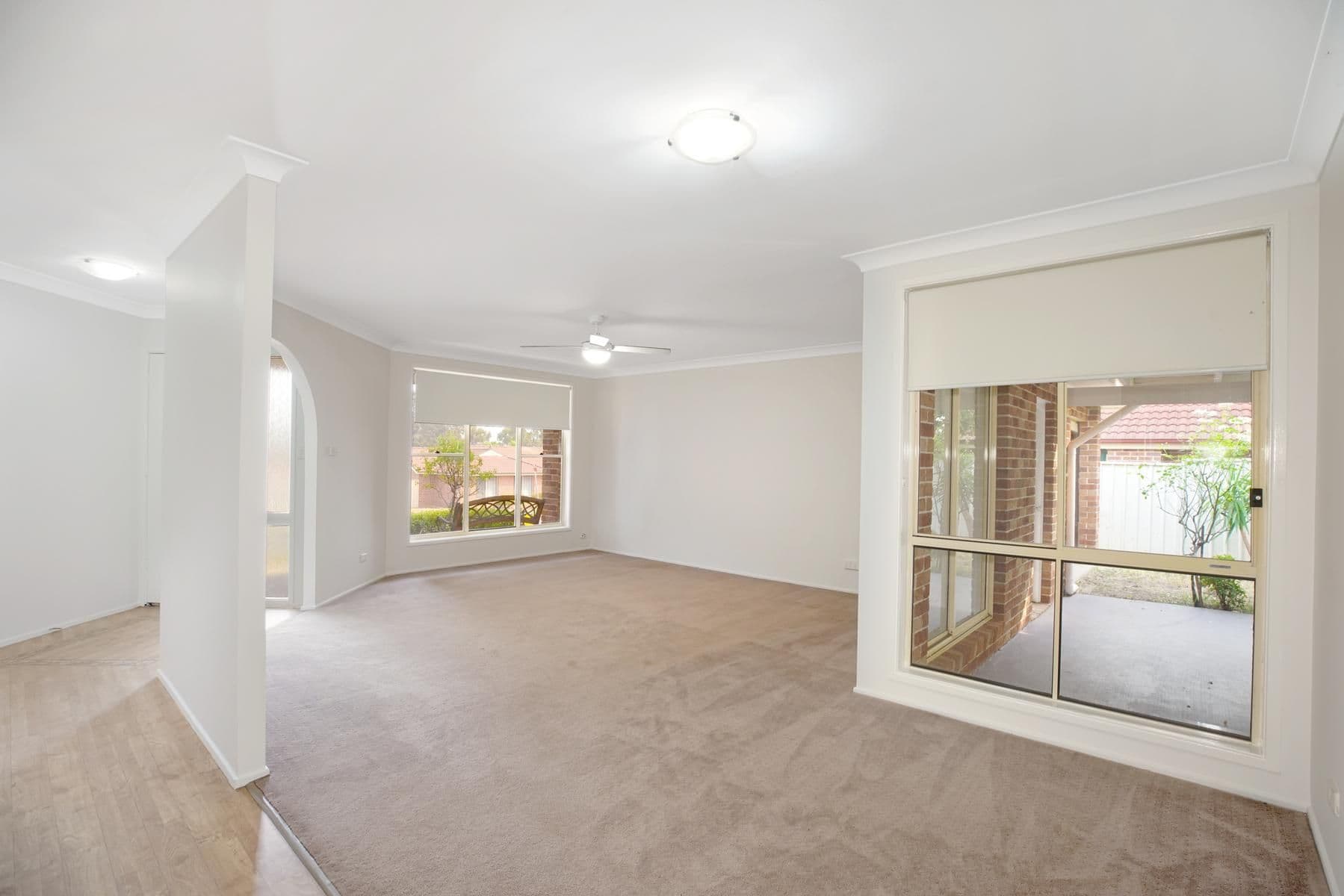 42 Kenneth Slessor Drive, Glenmore Park - Thumbnail 2