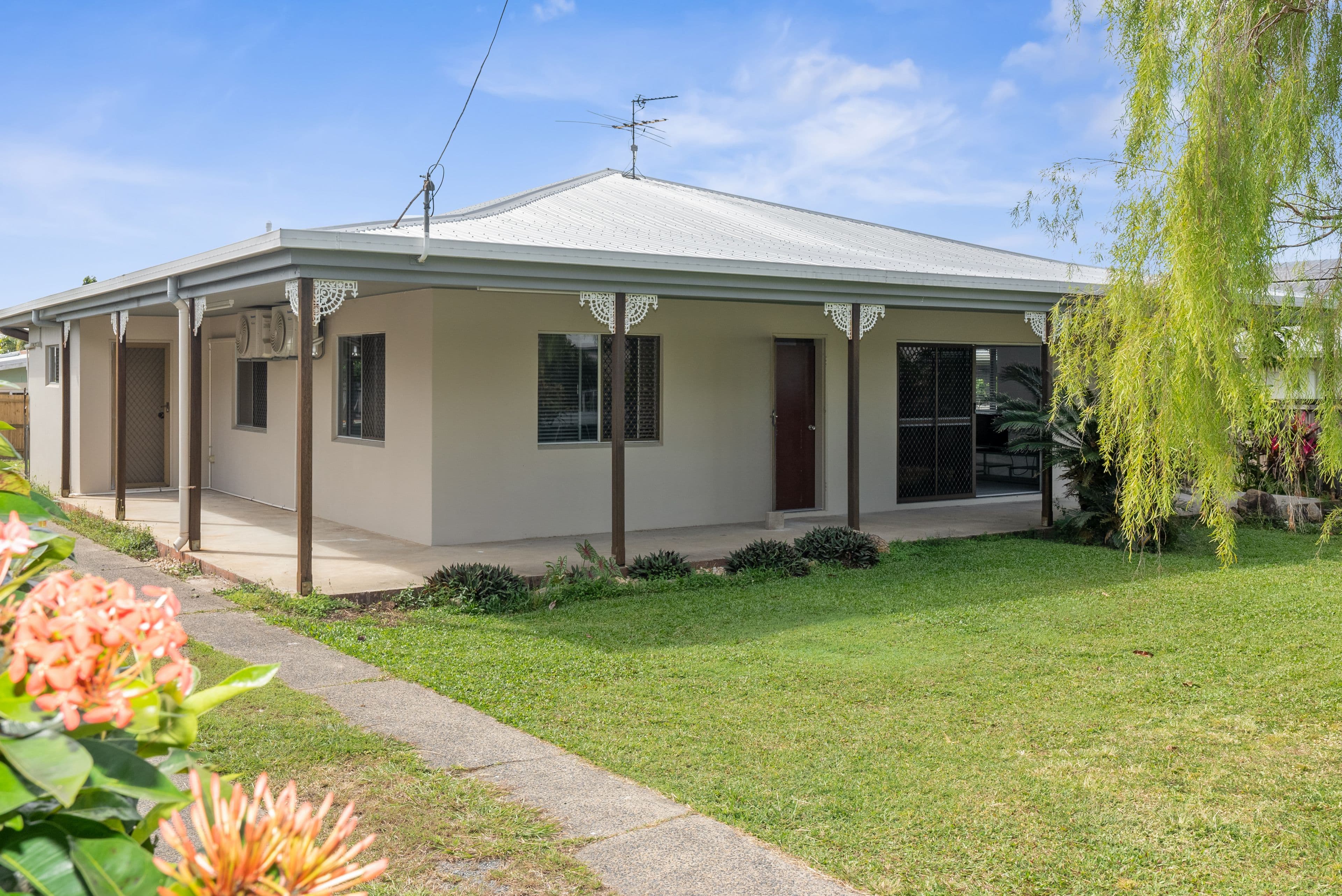 70 Veivers Road, Palm Cove QLD 4879, Palm Cove - Image 1