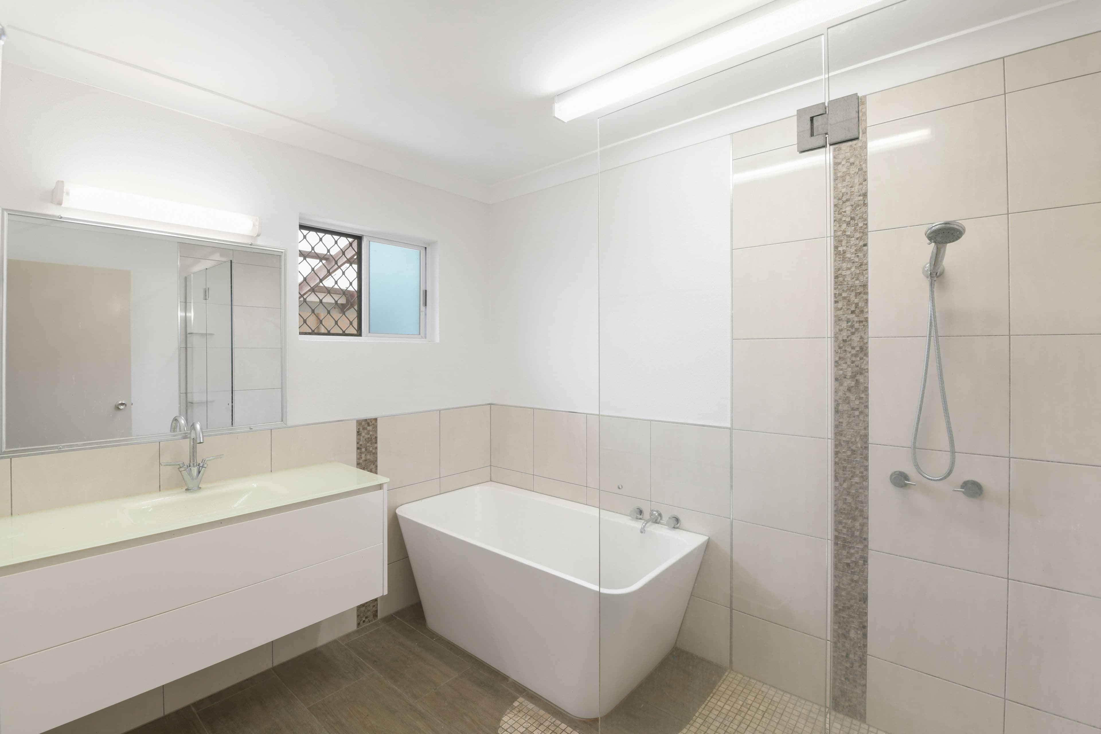 70 Veivers Road, Palm Cove QLD 4879, Palm Cove - Thumbnail 4