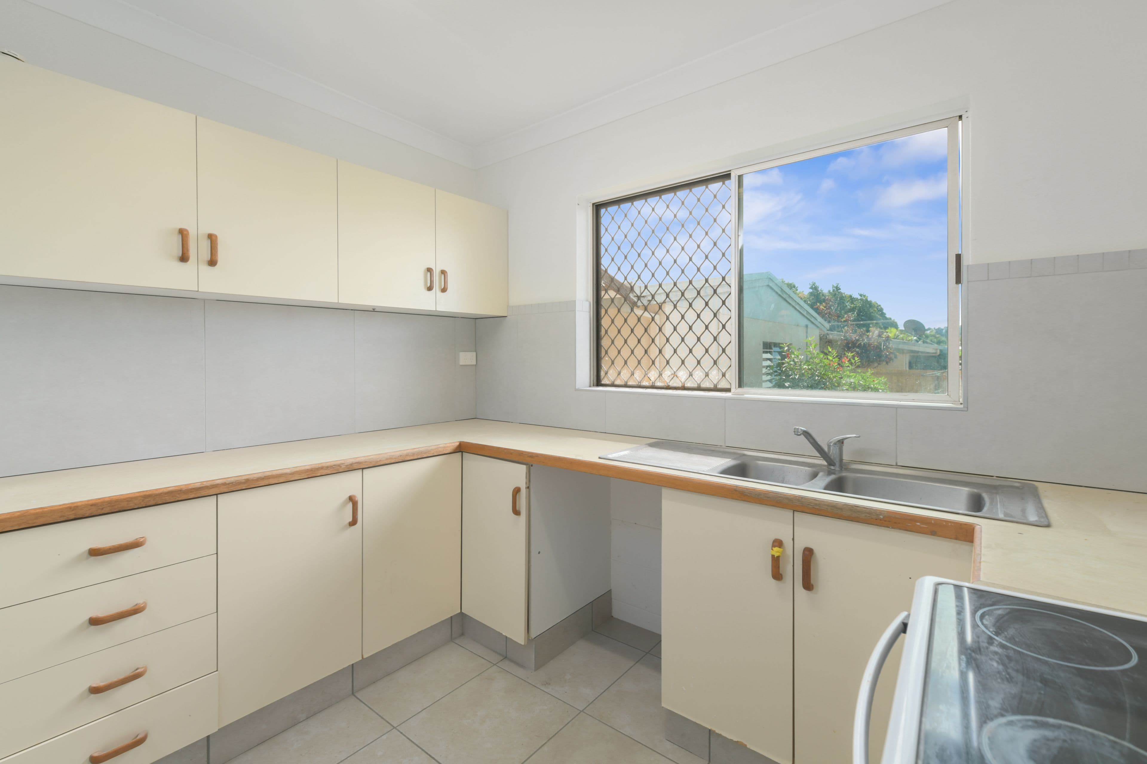 70 Veivers Road, Palm Cove QLD 4879, Palm Cove - Thumbnail 7
