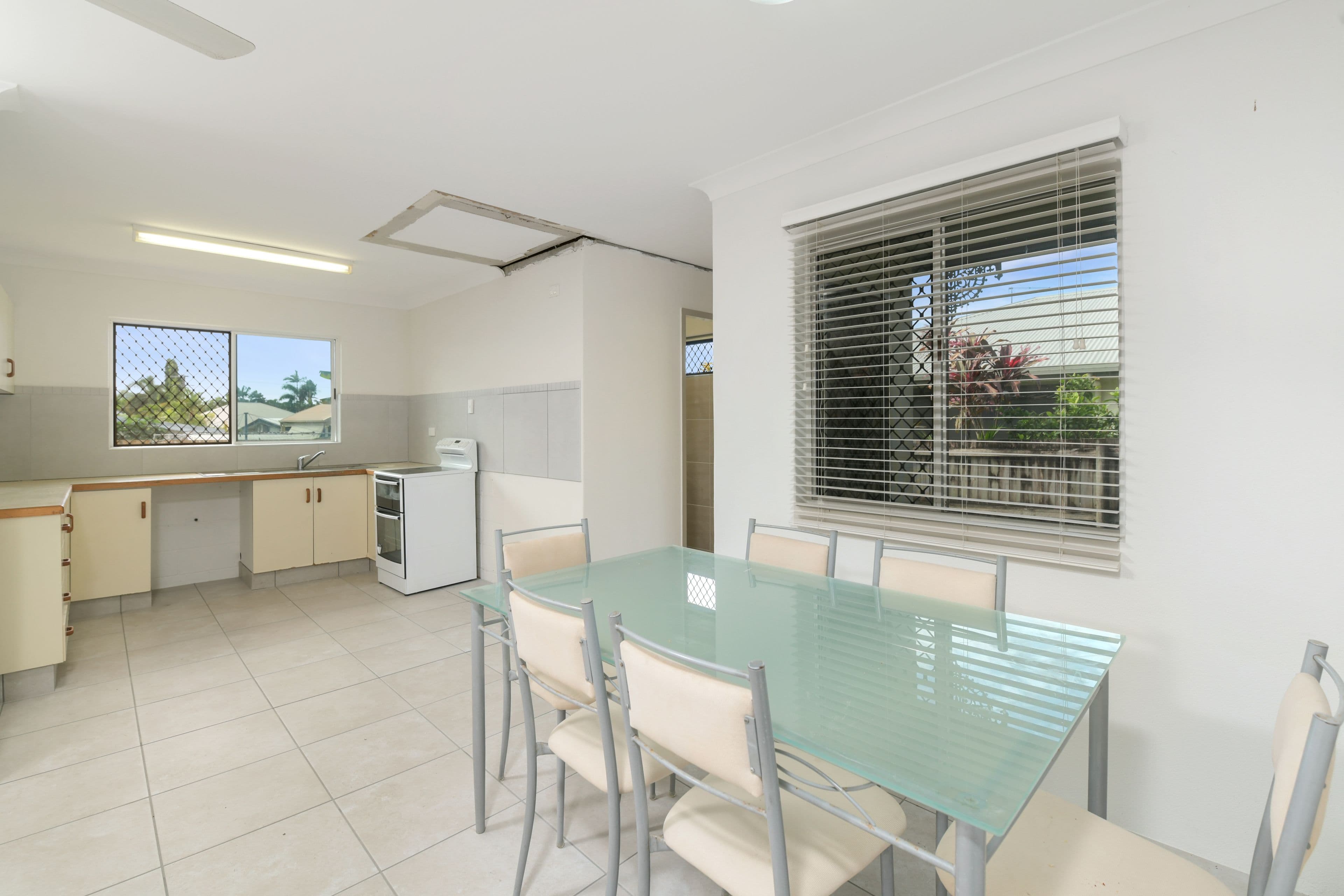 70 Veivers Road, Palm Cove QLD 4879, Palm Cove - Thumbnail 8