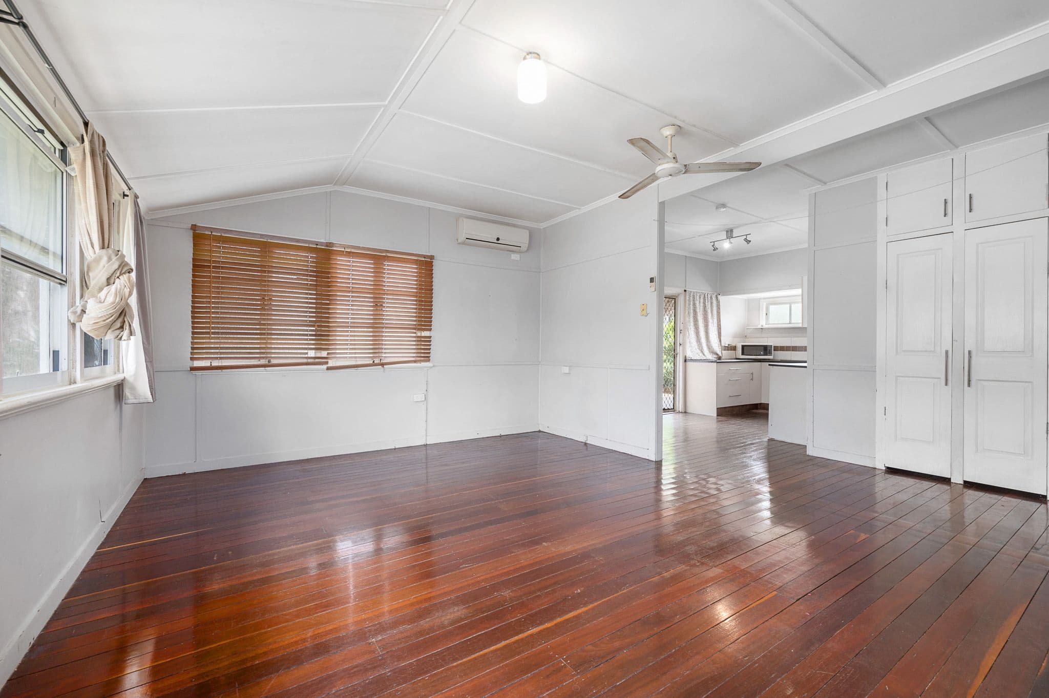 49 Scenery Street, West Gladstone QLD 4680, West Gladstone - Thumbnail 3