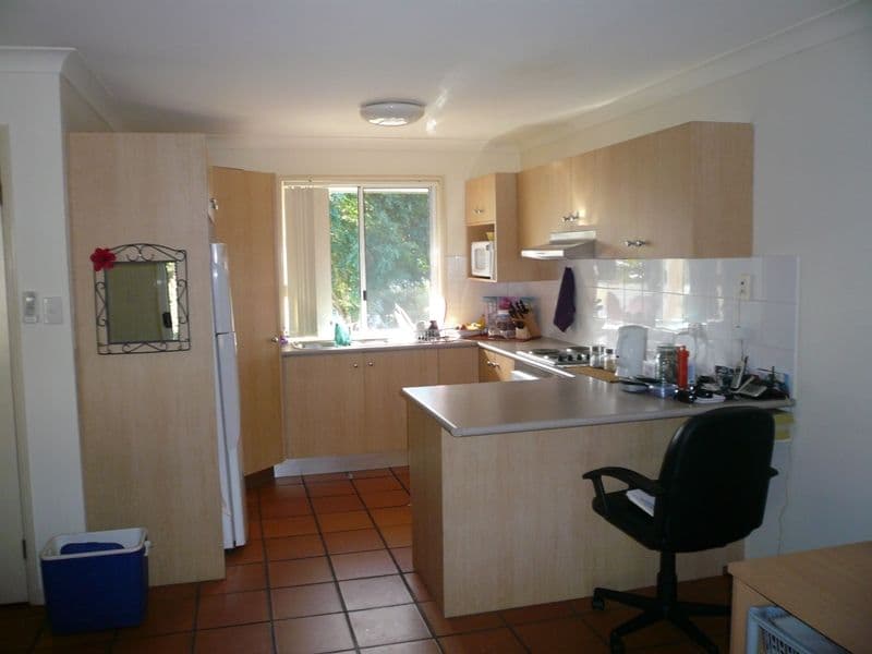 8 Rafter Place, OXENFORD QLD 4210, Oxenford - Thumbnail 2