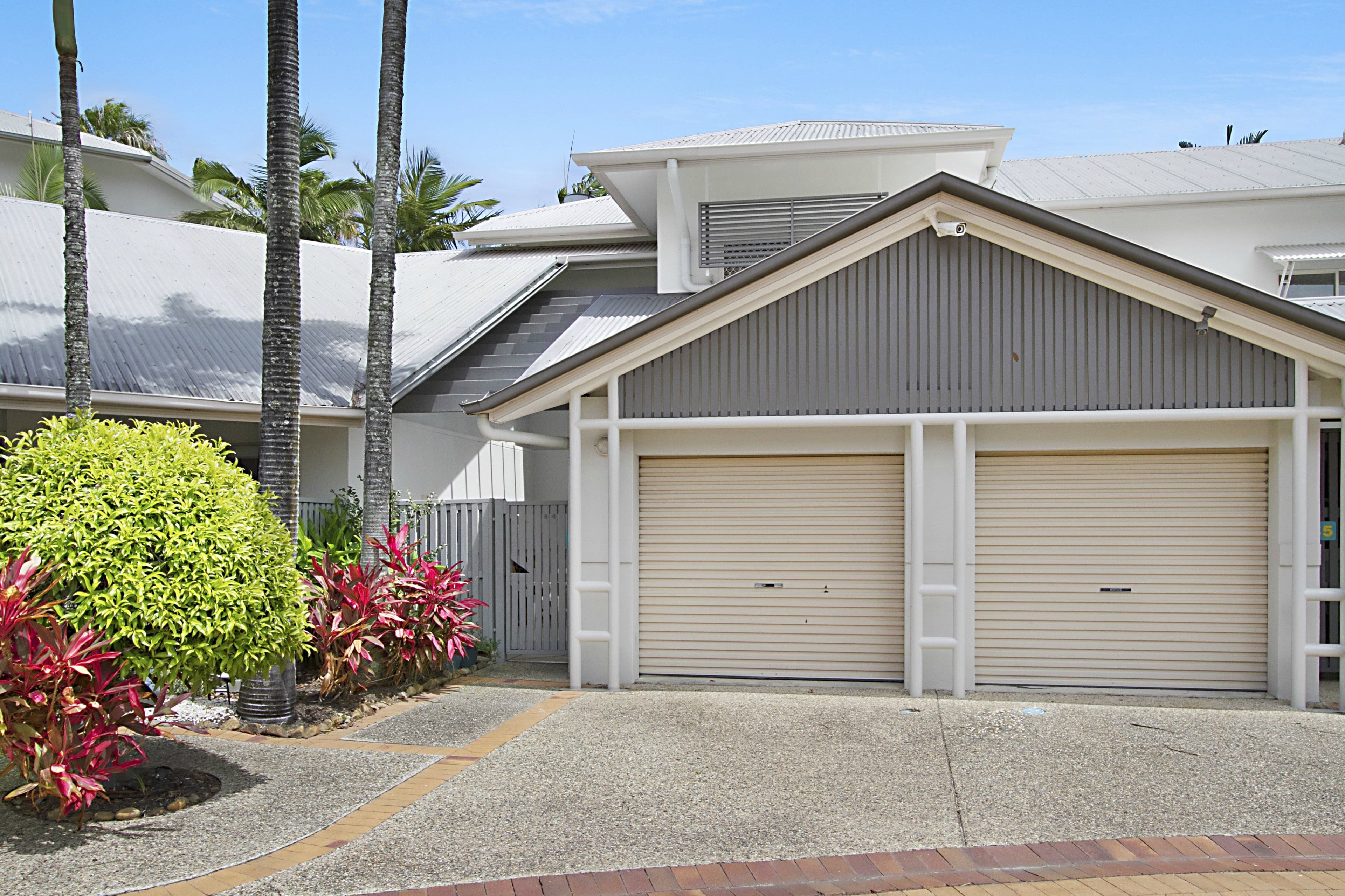 2320 "Diamond Sands" Gold Coast Highway, Mermaid Beach QLD 4218, Mermaid Beach - Thumbnail 3