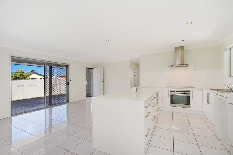 137 Mallawa Drive, Palm Beach QLD 4221, Palm Beach - Thumbnail 2