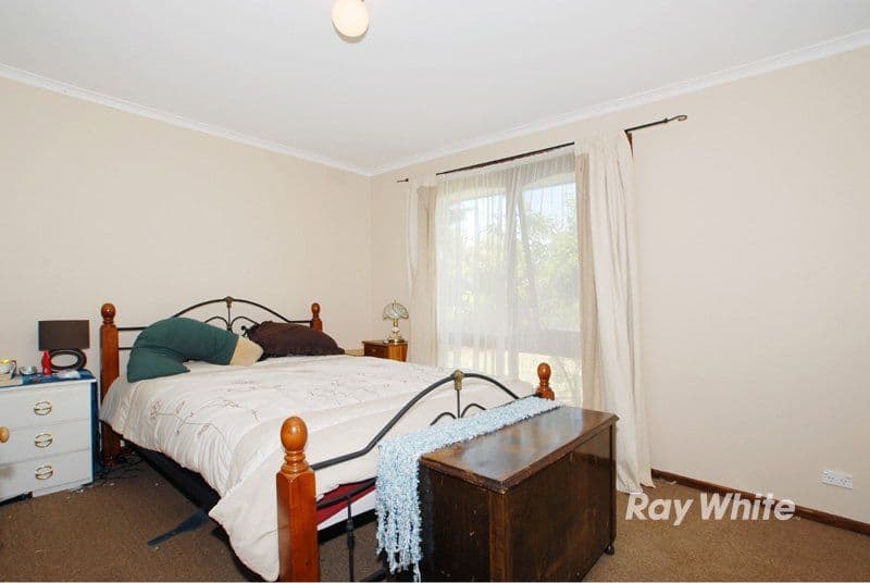 70 Clairmont Avenue, CRANBOURNE VIC 3977, Cranbourne - Thumbnail 3
