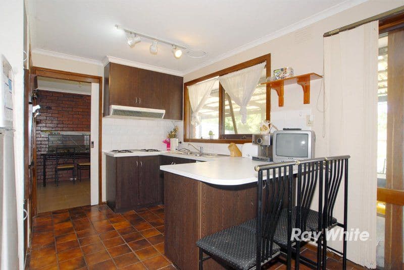 70 Clairmont Avenue, CRANBOURNE VIC 3977, Cranbourne - Thumbnail 7