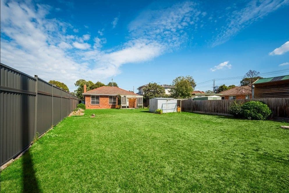 102 Winter Crescent, Reservoir VIC 3073, Reservoir - Thumbnail 3