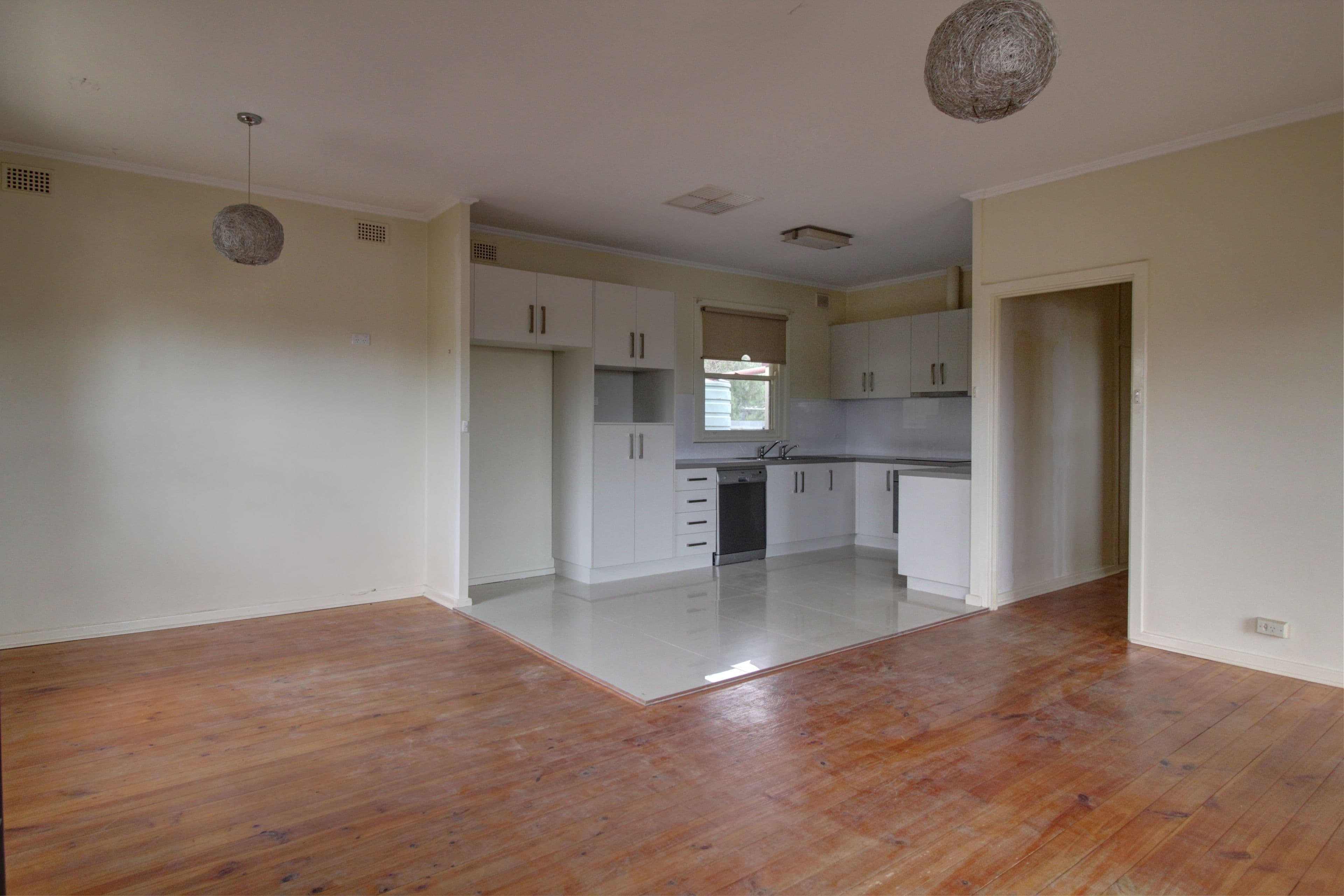 8 Phillips Road, Berri SA 5343, Berri - Thumbnail 3