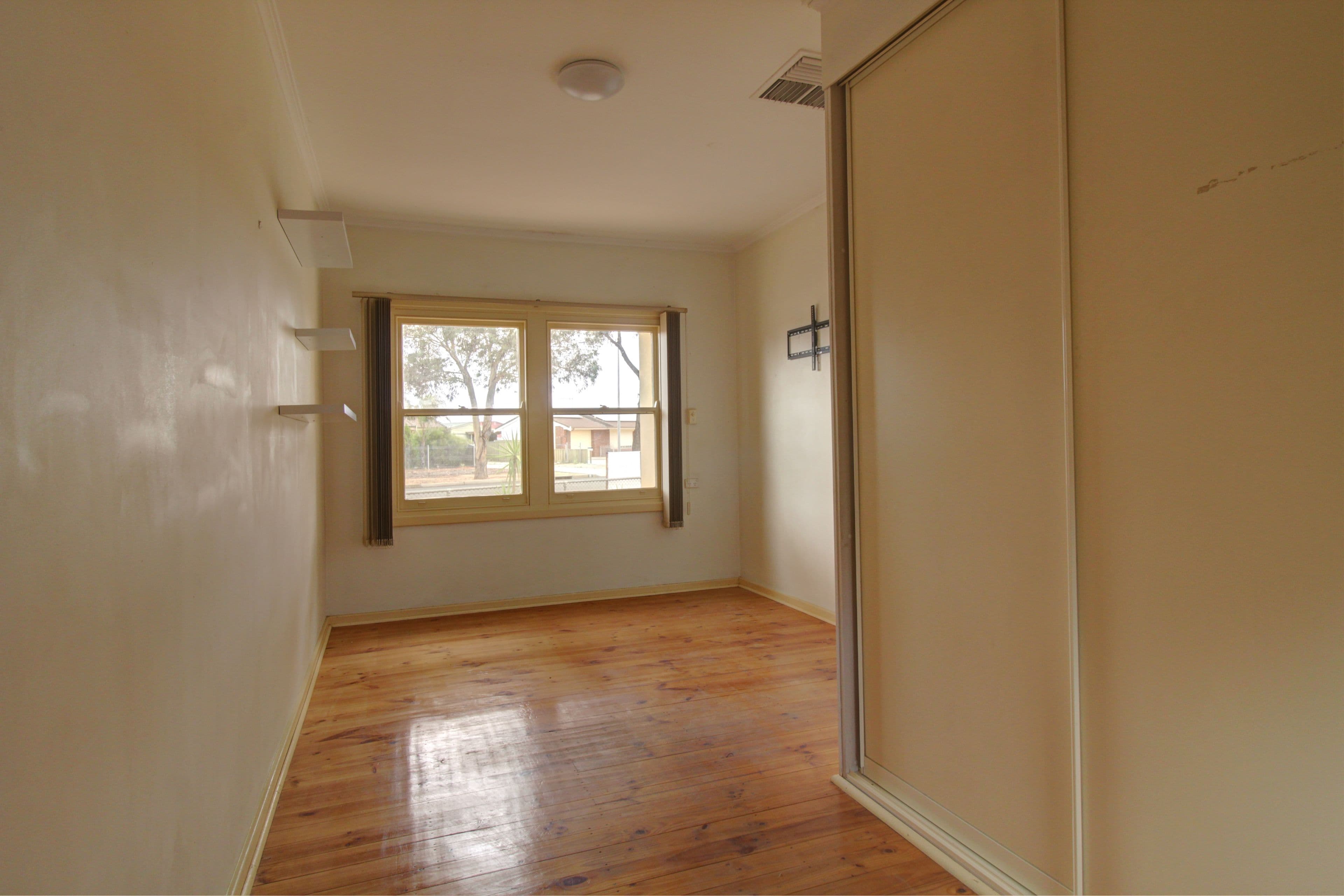 8 Phillips Road, Berri SA 5343, Berri - Thumbnail 5