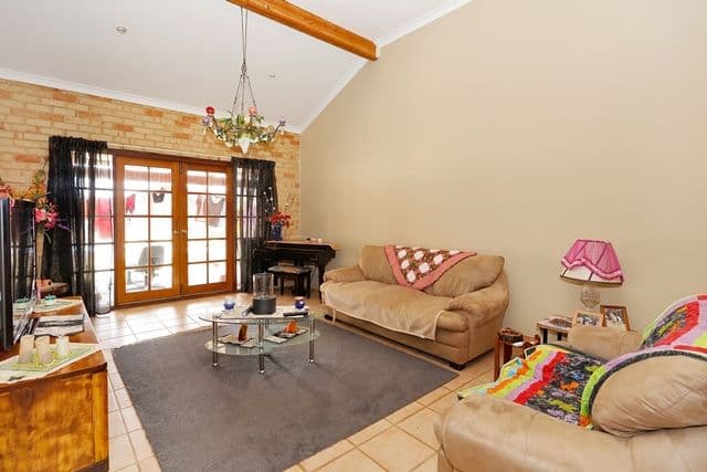 12 Friars Knoll Court, BULLSBROOK WA 6084, Bullsbrook - Thumbnail 5