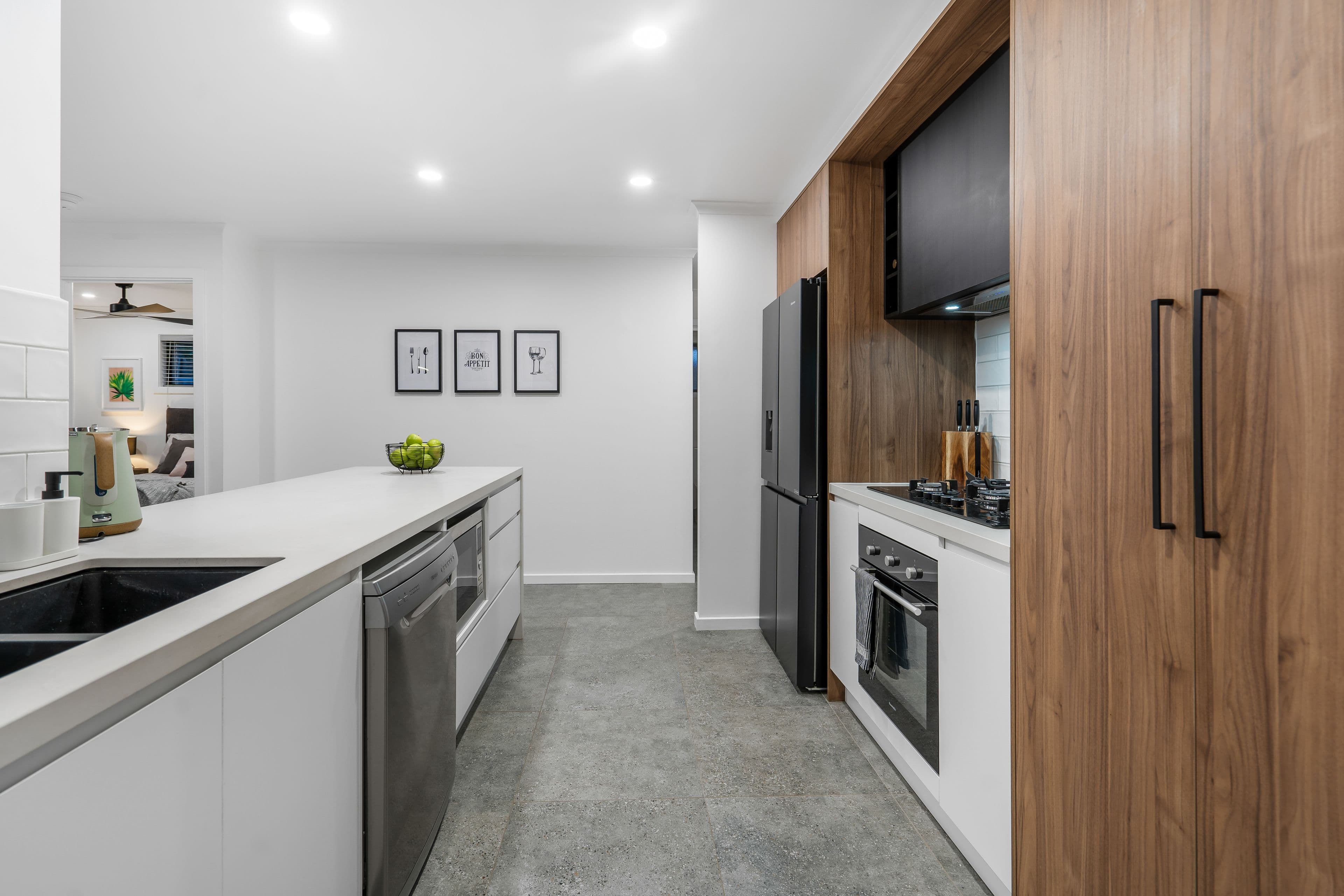 9 Colston Drive, Hillside VIC 3037, Hillside - Thumbnail 2