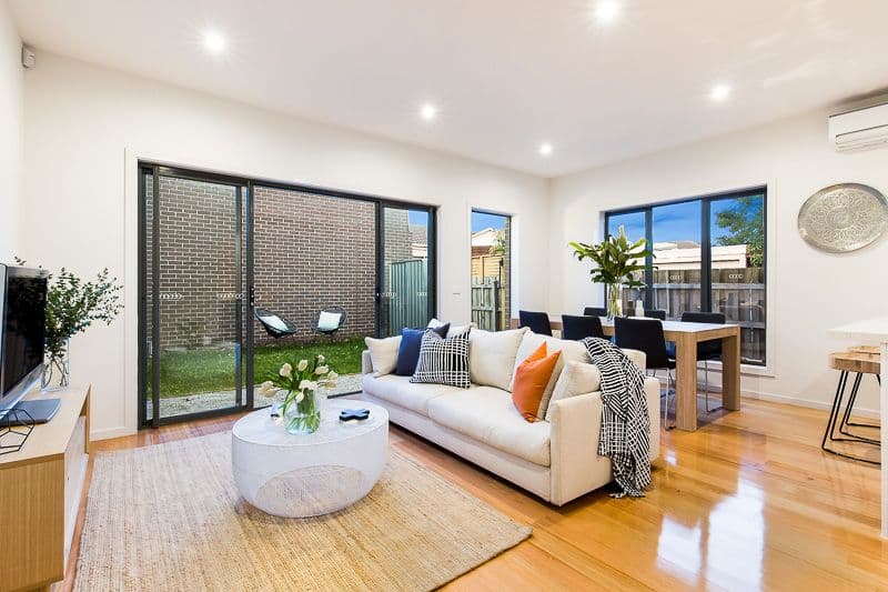 33 Prince Charles Street, Clayton VIC 3168, Clayton - Thumbnail 2
