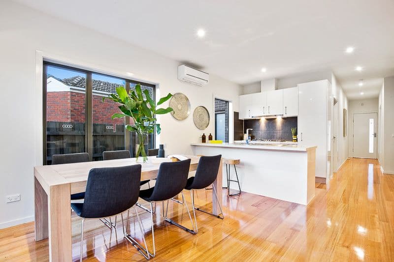 33 Prince Charles Street, Clayton VIC 3168, Clayton - Thumbnail 3