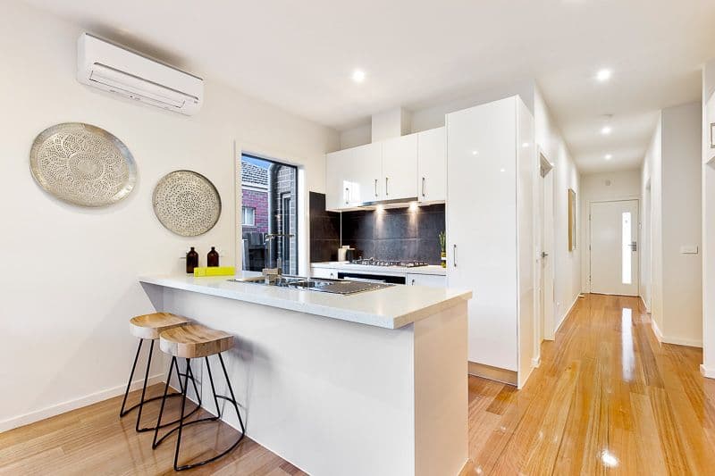 33 Prince Charles Street, Clayton VIC 3168, Clayton - Thumbnail 4