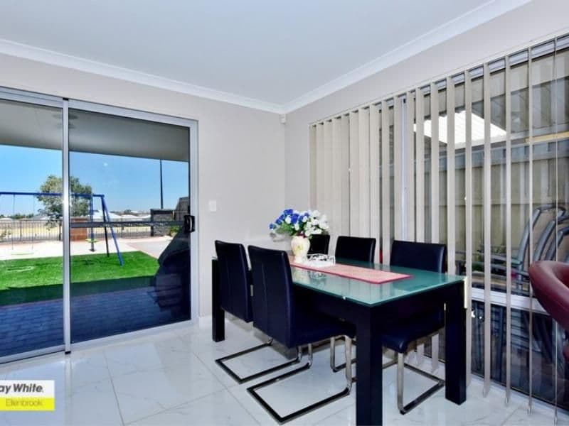95 Brixton Crescent, Ellenbrook WA 6069, Ellenbrook - Thumbnail 4