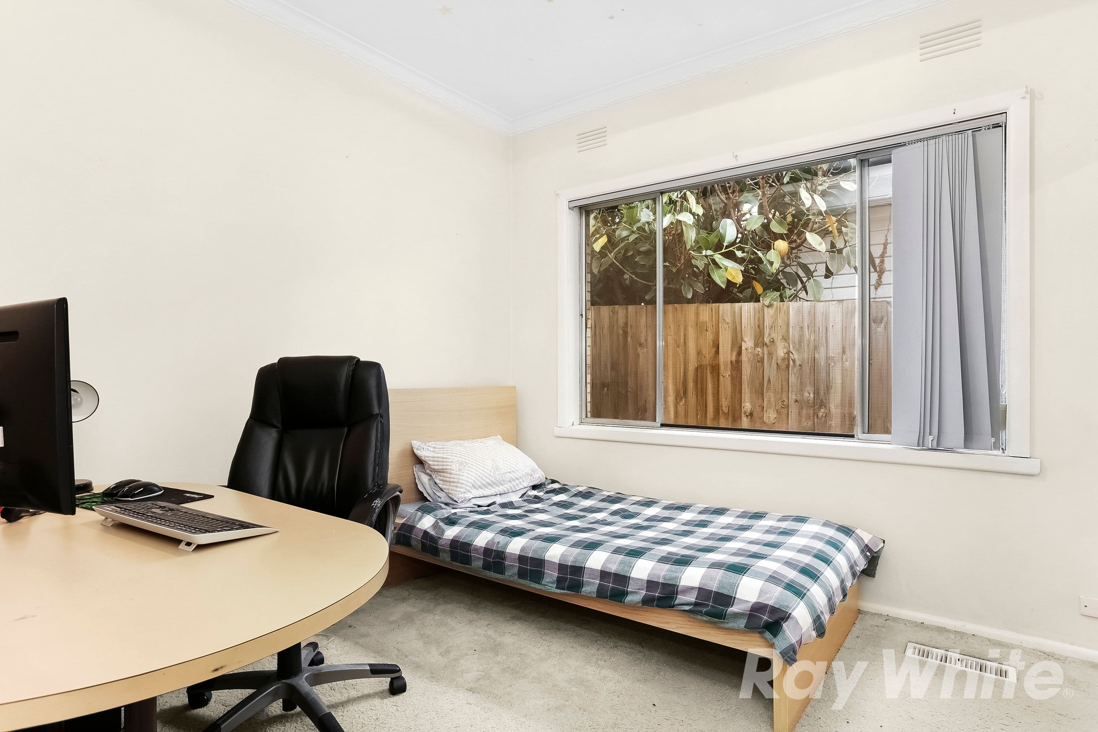 10 Montana Avenue, Mulgrave VIC 3170, Mulgrave - Thumbnail 8