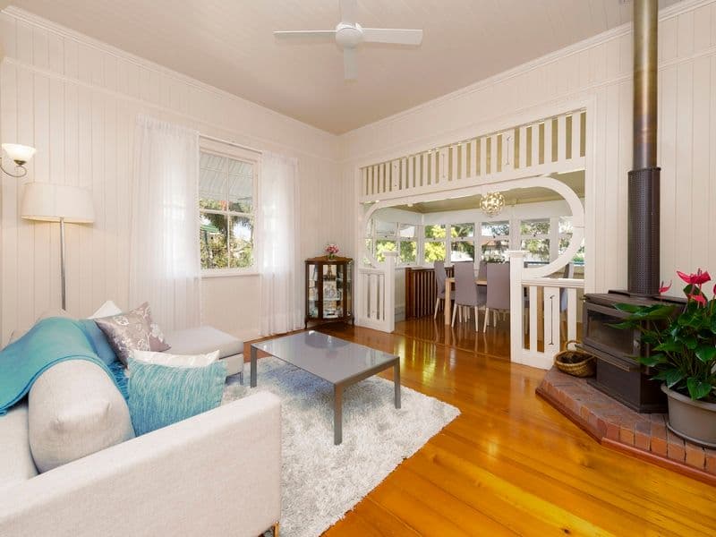 237 Verney Road East, GRACEVILLE QLD 4075, Graceville - Thumbnail 4