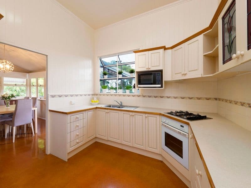 237 Verney Road East, GRACEVILLE QLD 4075, Graceville - Thumbnail 6