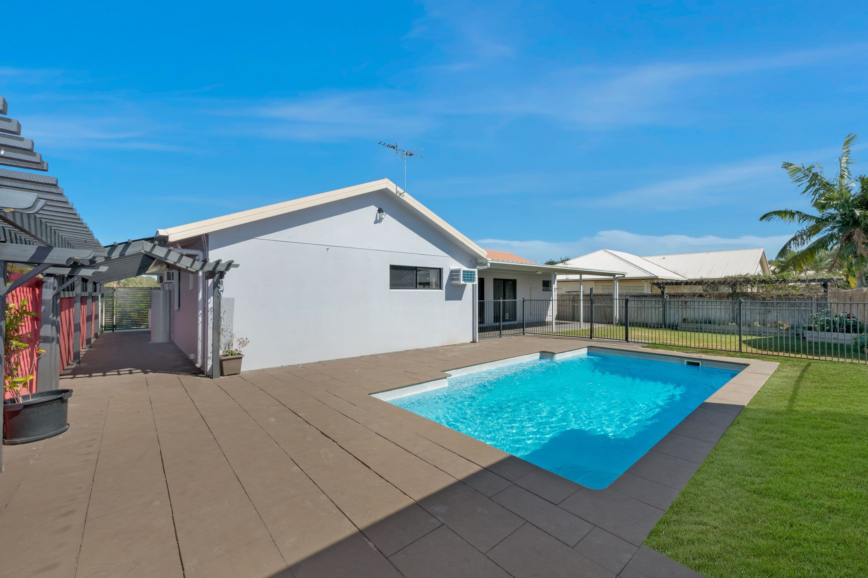 87 Squires Crescent, Kirwan QLD 4817, Kirwan - Thumbnail 2