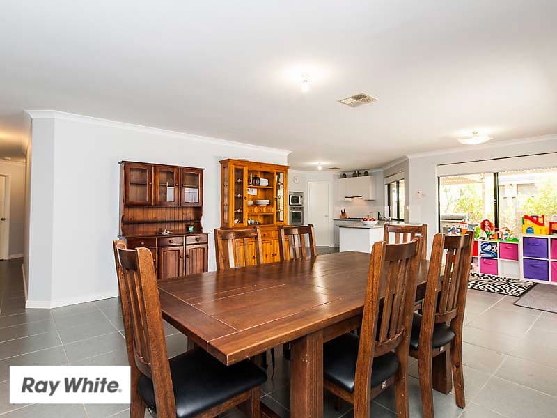 28 Farmaner Parkway, Ellenbrook WA 6069, Ellenbrook - Thumbnail 3