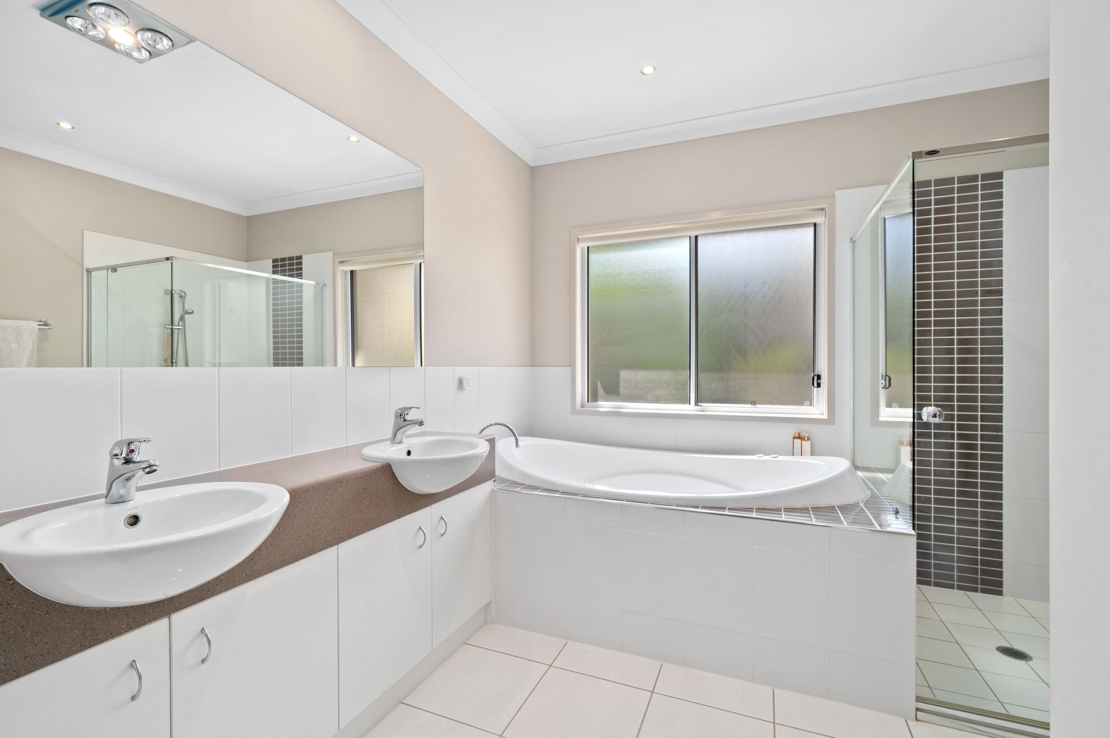 45 Petrie Crescent, Aspley QLD 4034, Aspley - Thumbnail 8