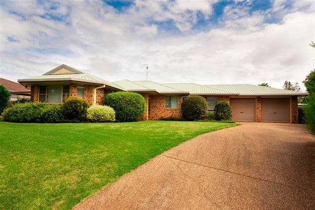 8 Hoad Court, RANGEVILLE QLD 4350, Rangeville - Image 1