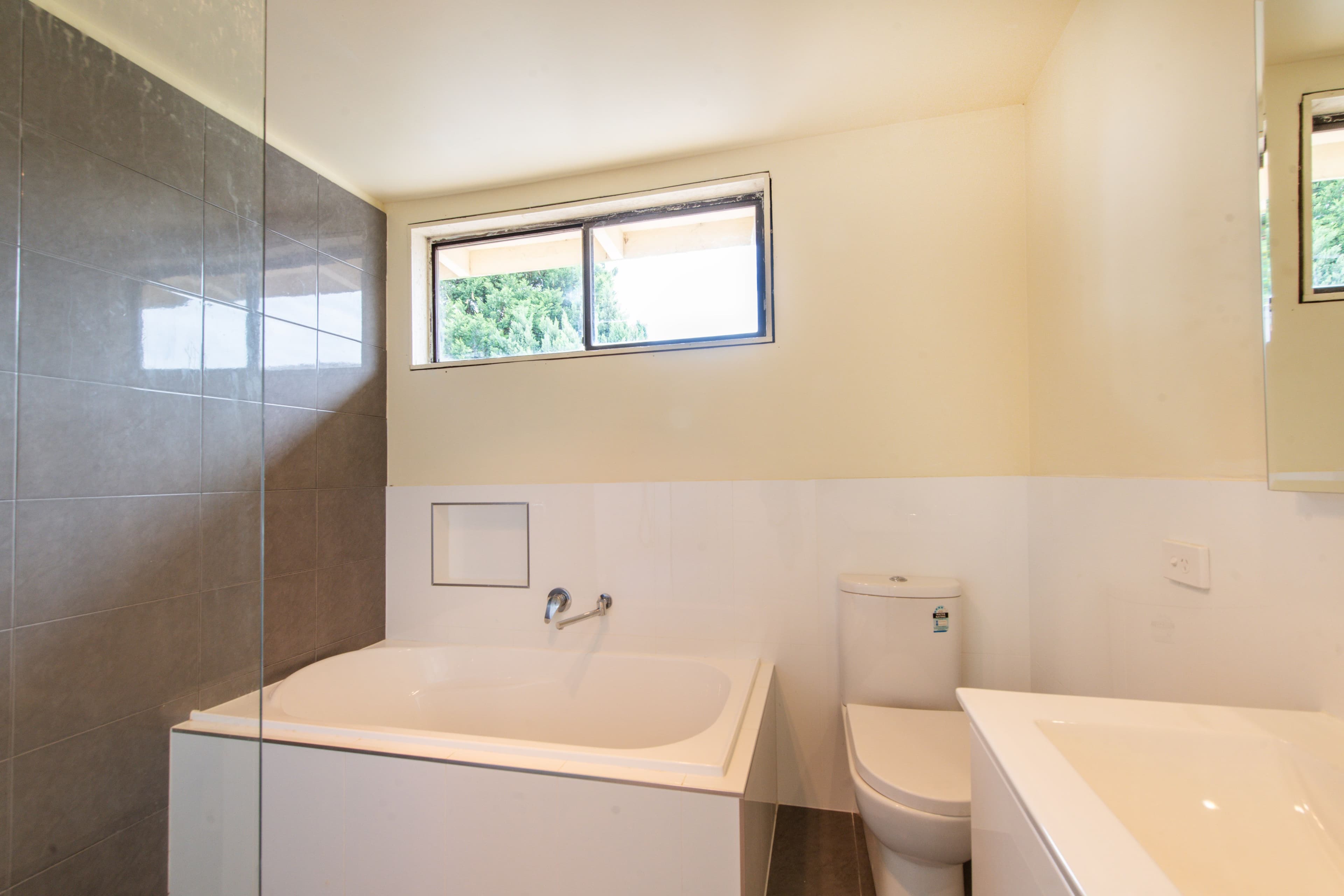 42 Linda Crescent, Ferntree Gully VIC 3156, Ferntree Gully - Thumbnail 6