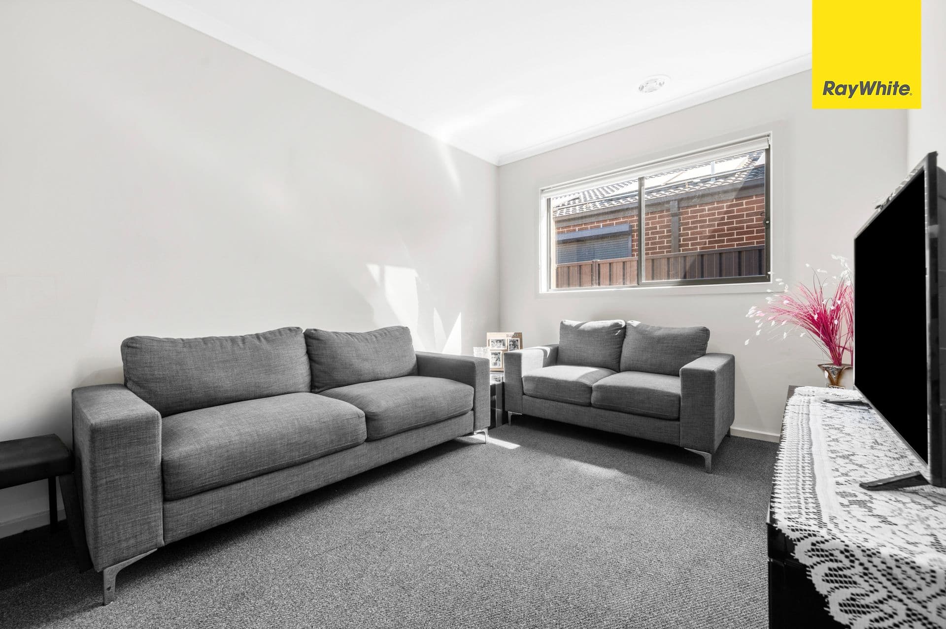37 Tamboritha Boulevard, WEIR VIEWS VIC 3338, Weir Views - Thumbnail 2