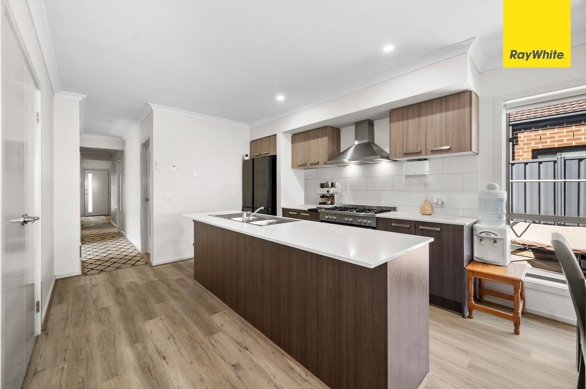 37 Tamboritha Boulevard, WEIR VIEWS VIC 3338, Weir Views - Thumbnail 3
