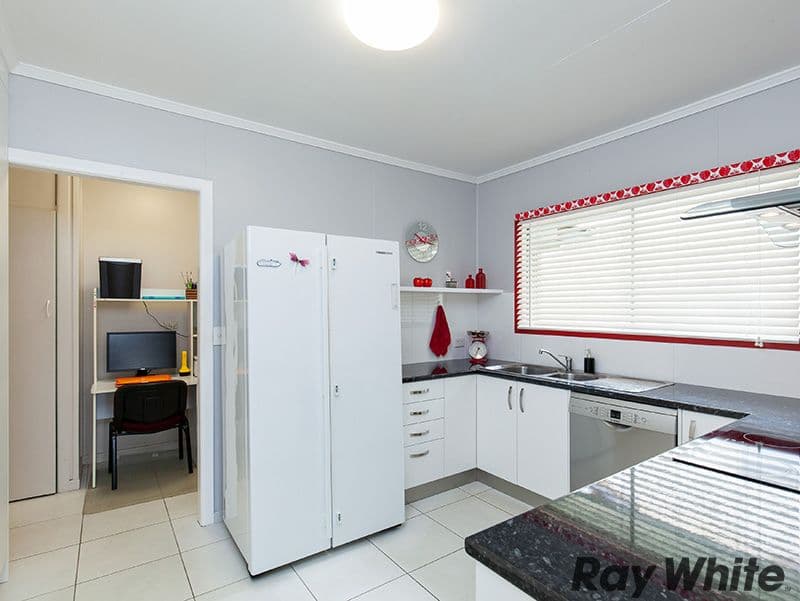 20 KEPERRA Street, Keperra QLD 4054, Keperra - Thumbnail 3