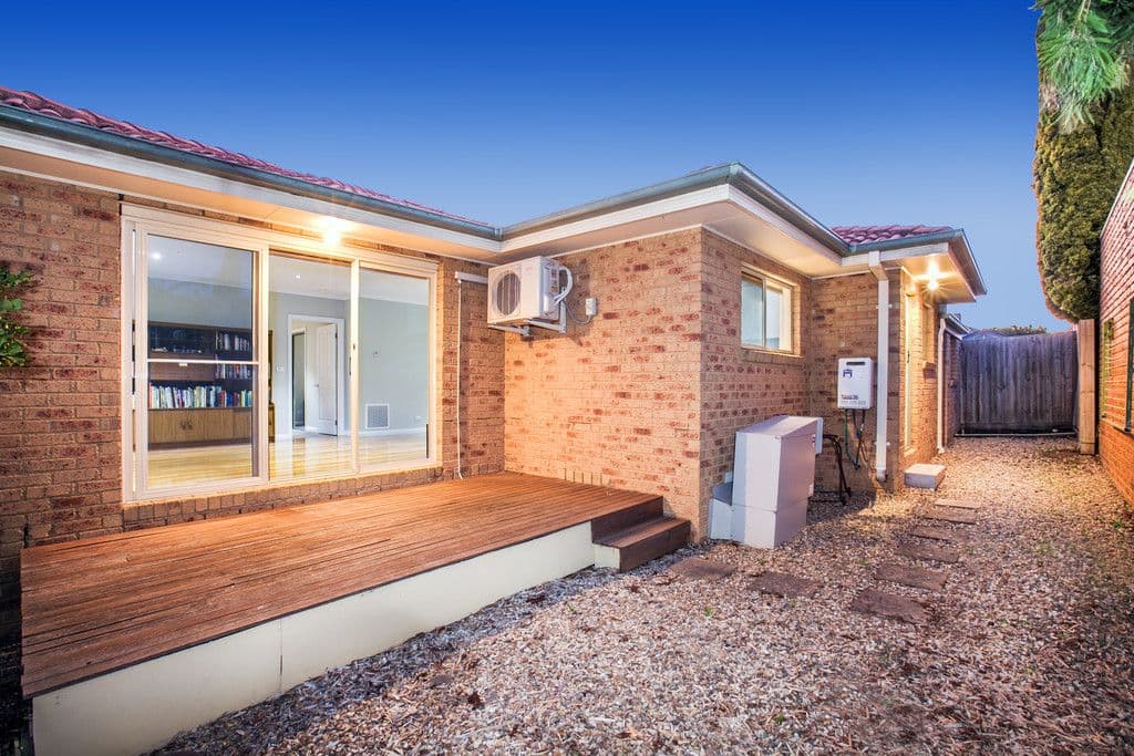 16 Cuthbert Road, Reservoir VIC 3073, Reservoir - Thumbnail 8