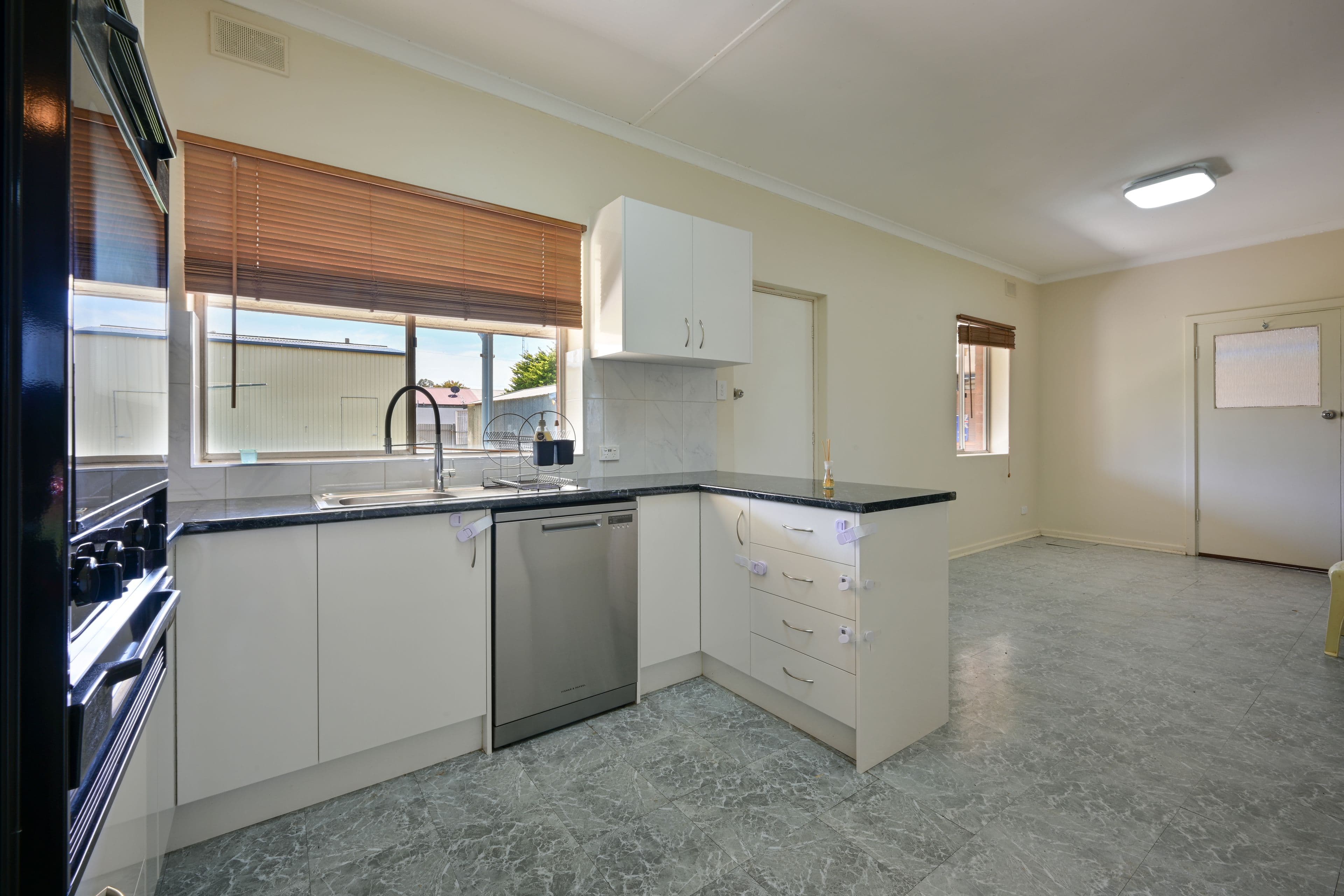 96 Jenkins Avenue, Whyalla Norrie SA 5608, Whyalla Norrie - Thumbnail 7