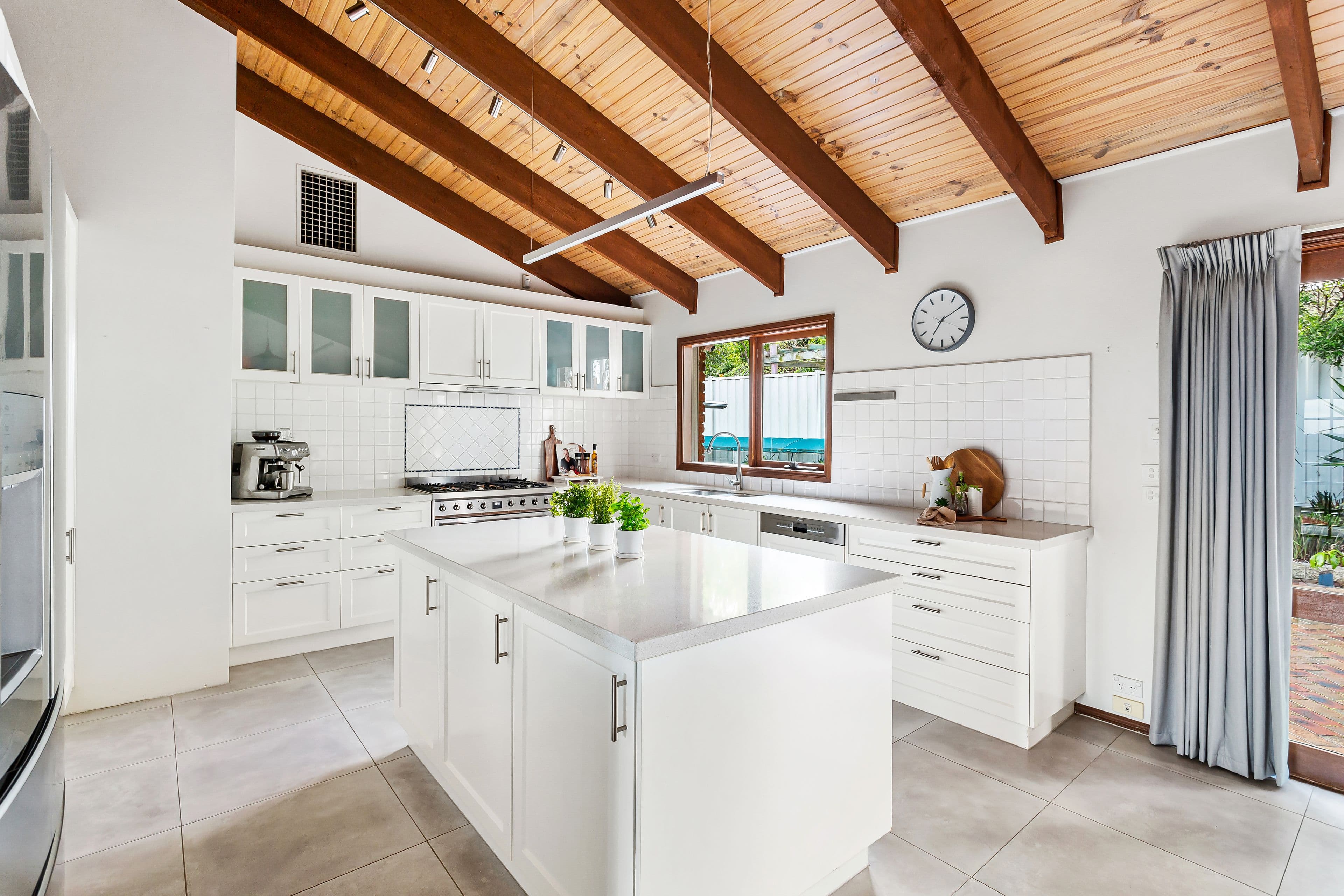 8 Pledger Close, Diamond Creek VIC 3089, Diamond Creek - Thumbnail 2