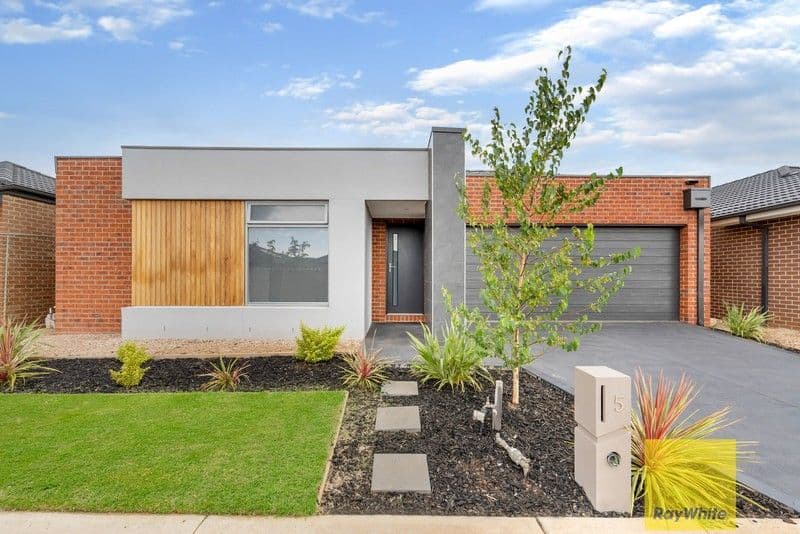 5 Houston Drive, THORNHILL PARK VIC 3335, Thornhill Park - Image 1