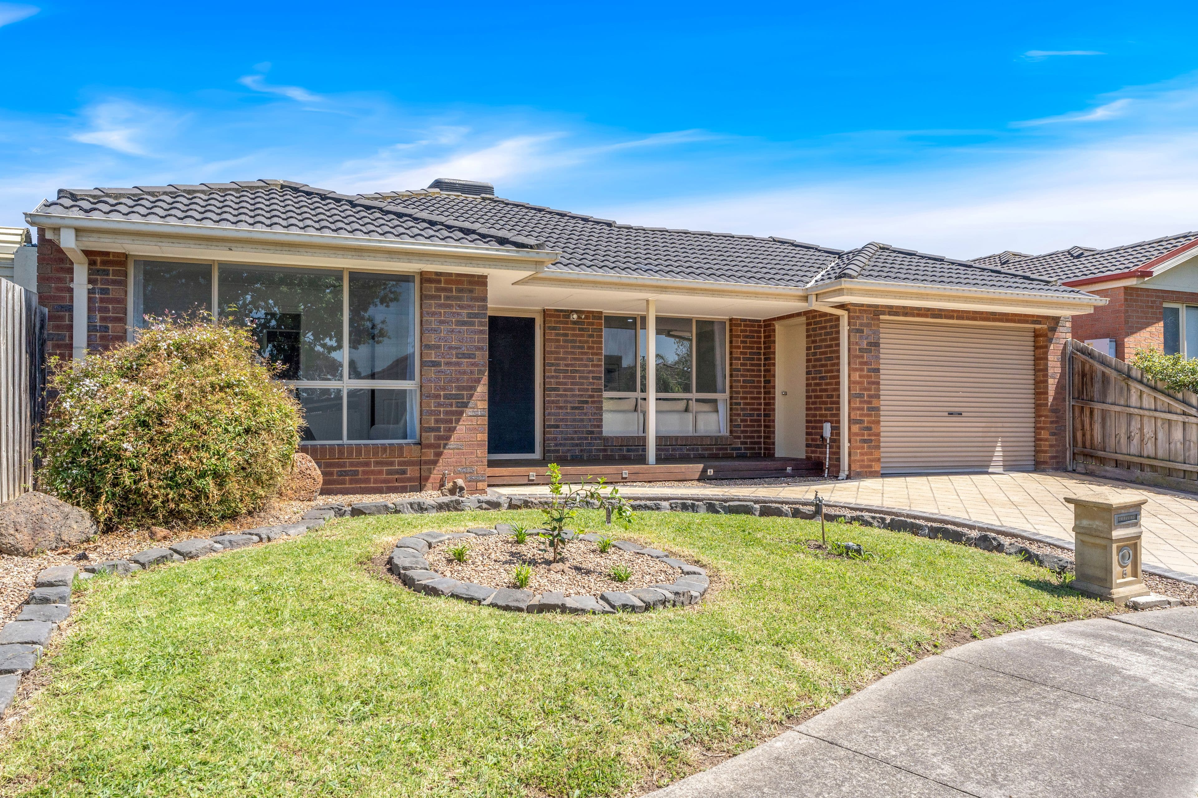 5 Crouch Court, Roxburgh Park VIC 3064, Roxburgh Park - Thumbnail 2