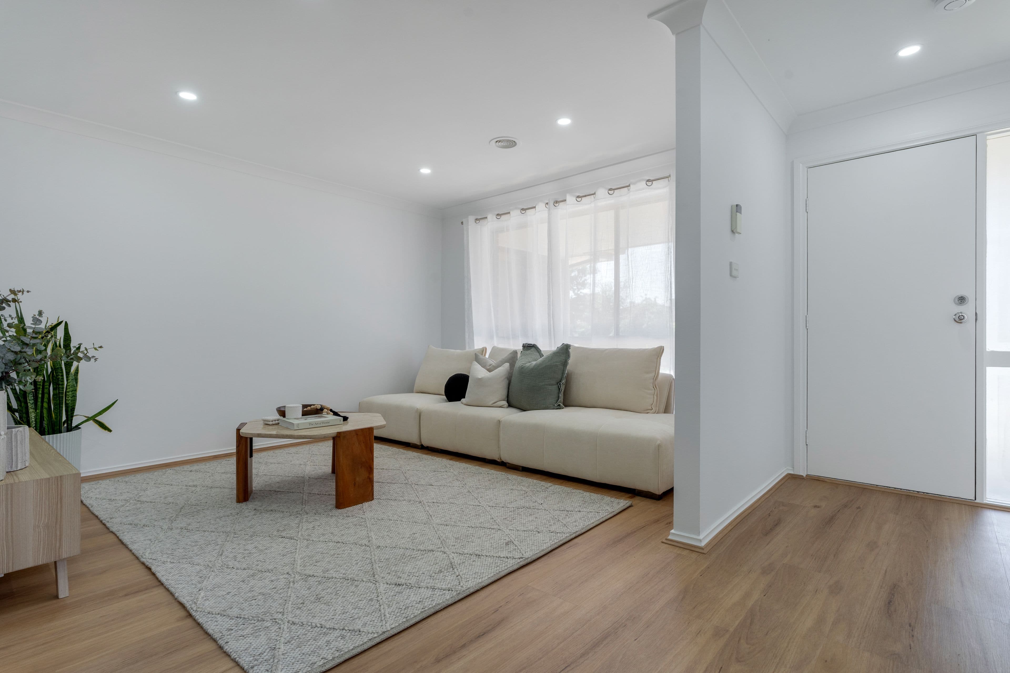 5 Crouch Court, Roxburgh Park VIC 3064, Roxburgh Park - Thumbnail 3