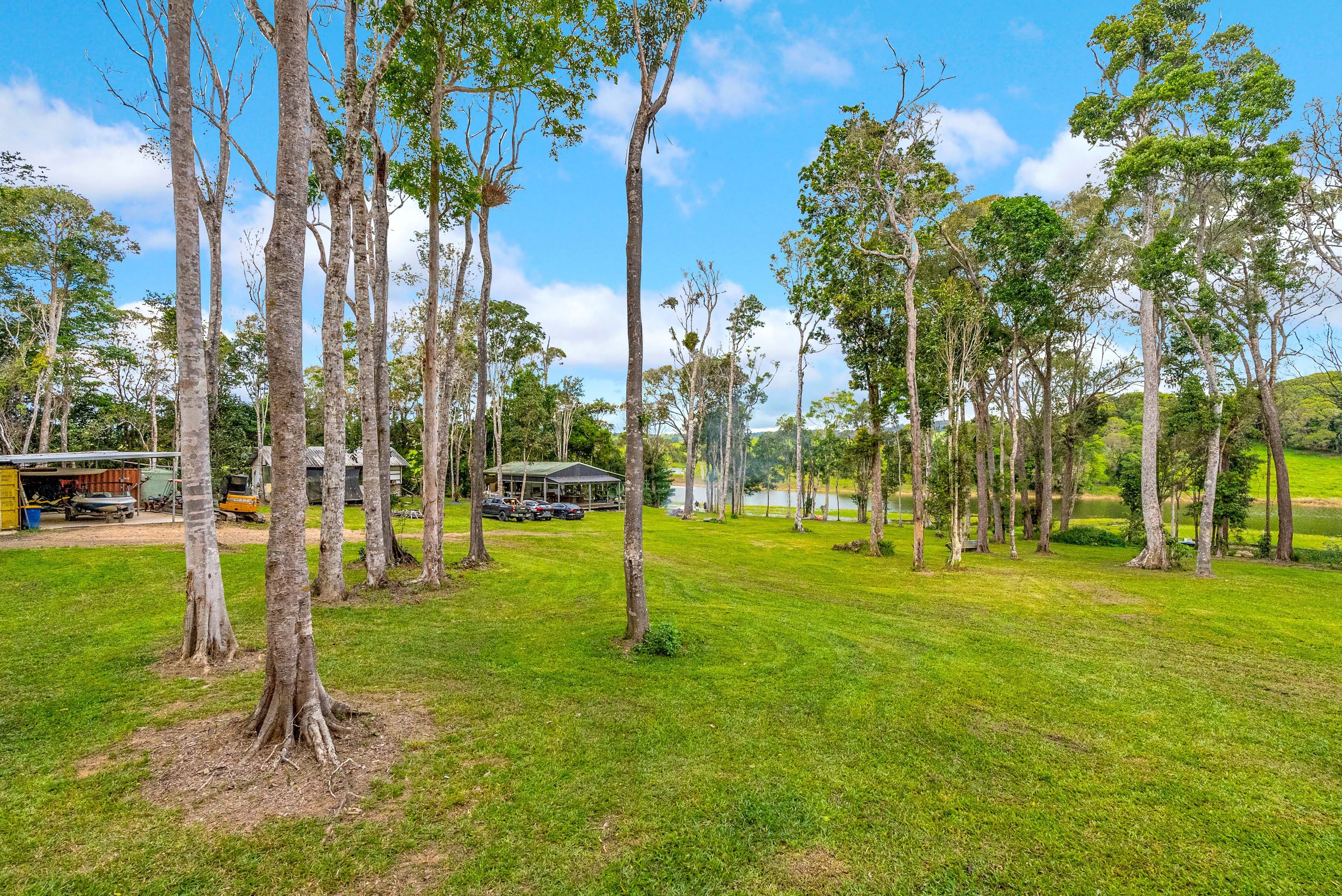 485 Powley Road, Lake Tinaroo QLD 4872, Lake Tinaroo - Thumbnail 3