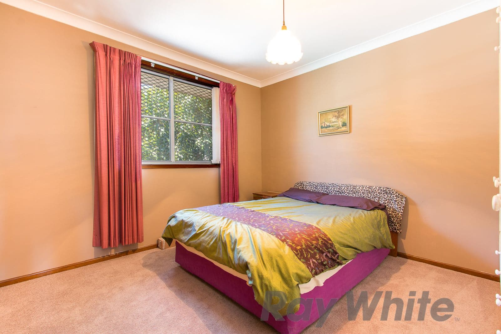 33 Hazleton Grove, Charlestown - Thumbnail 6
