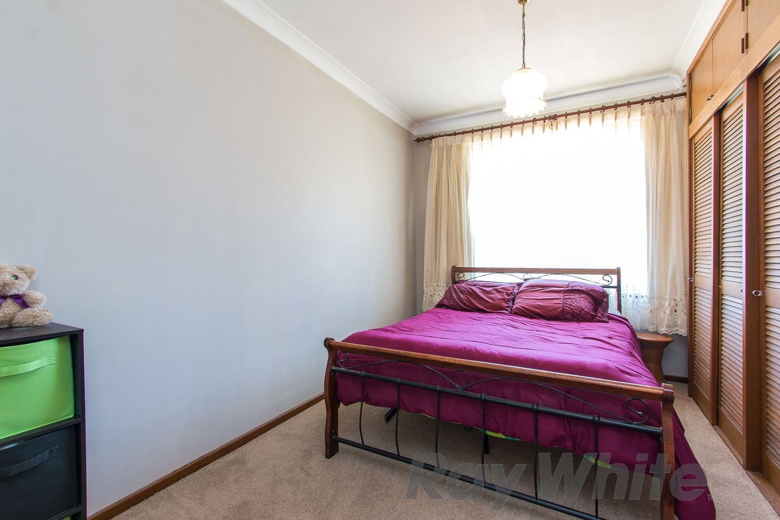 33 Hazleton Grove, Charlestown - Thumbnail 7