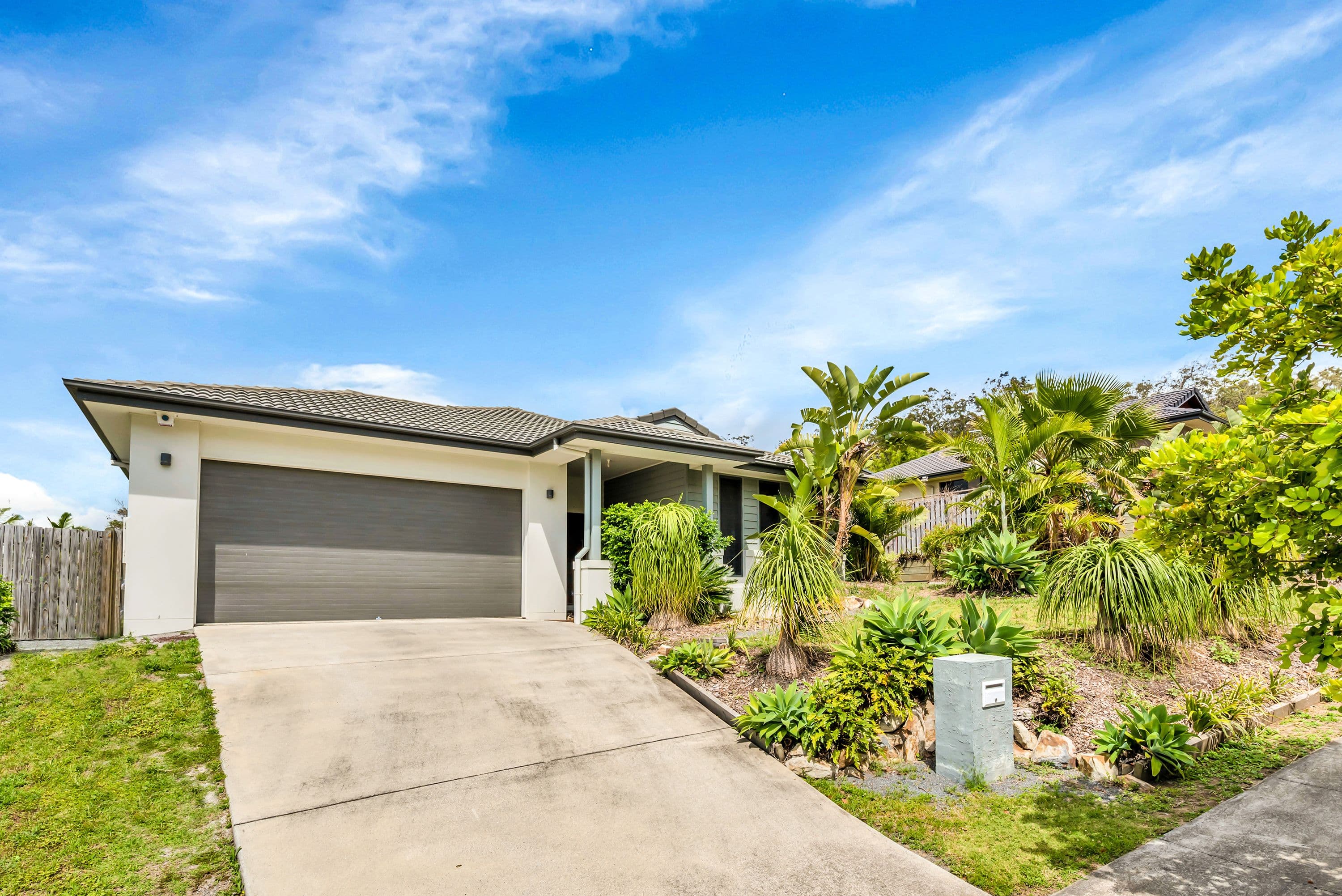 20 Major Mitchell Drive, Upper Coomera QLD 4209, Upper Coomera - Thumbnail 2