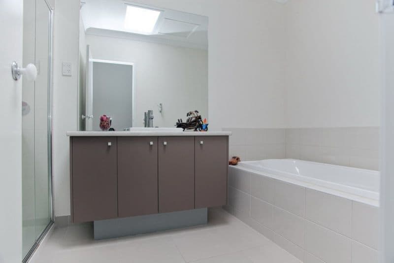 15 Waterlilly Drive, EPPING VIC 3076, Epping - Thumbnail 8
