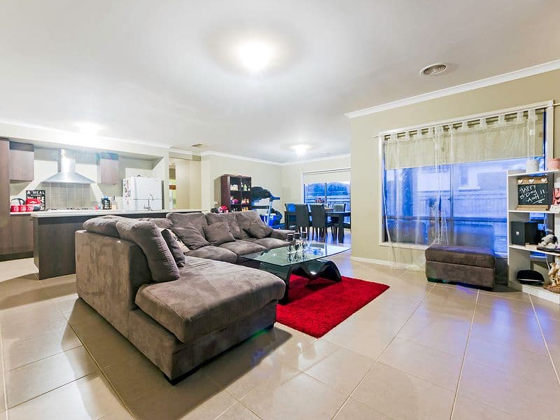 1 Warrego Way, Point Cook VIC 3030, Point Cook - Thumbnail 2