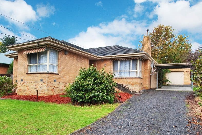 8 MANDOWIE Crescent, CROYDON VIC 3136, Croydon - Image 1