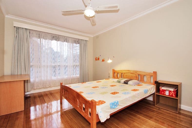 8 MANDOWIE Crescent, CROYDON VIC 3136, Croydon - Thumbnail 4